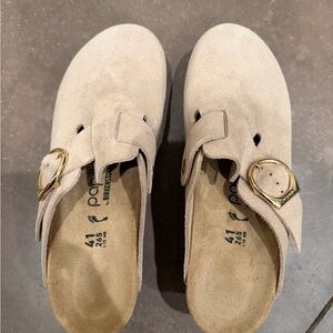 Birkenstock Women's Suede Mules - Tan